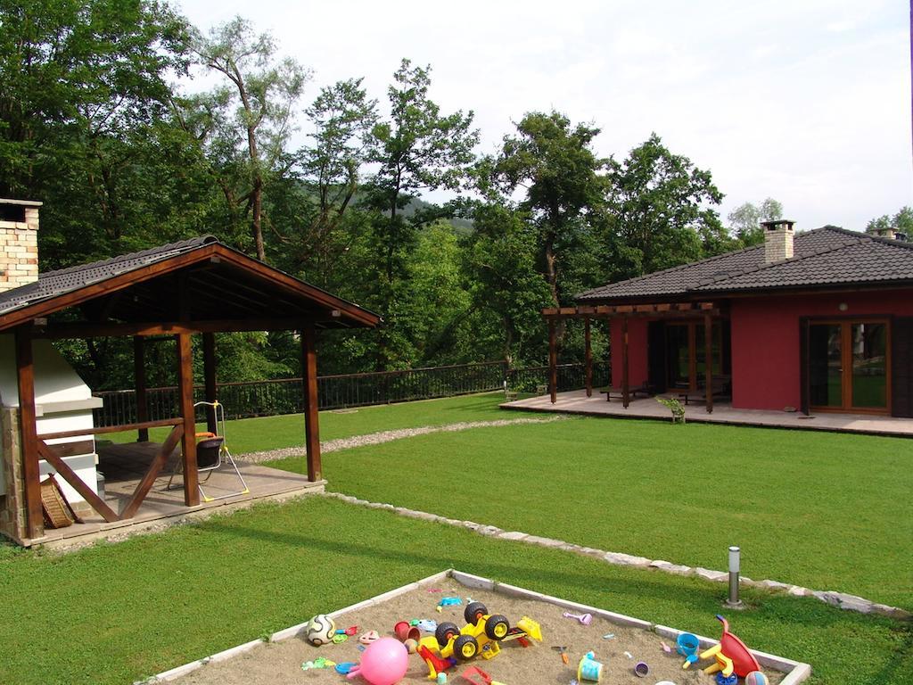 Boyana Vacation Houses Cherni Vit Cameră foto